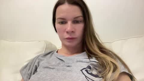 selamiyaa online show from 12, 4, 2026