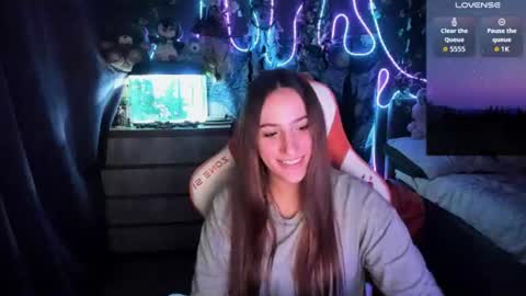 Snapshot of selby_paine chatting on 6, 8, 2026 Selby online show from 6, 8, 2026