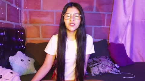 Snapshot of seleena_01 chatting on 6, 6, 2026 seleena_01 online show from 6, 6, 2026