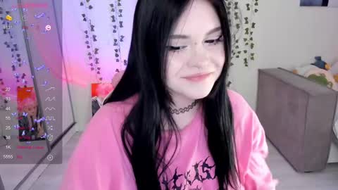 Selena  online show from 27, 2, 2025