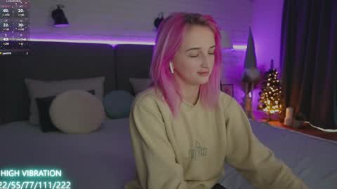 Selena Lily online show from 22, 1, 2025