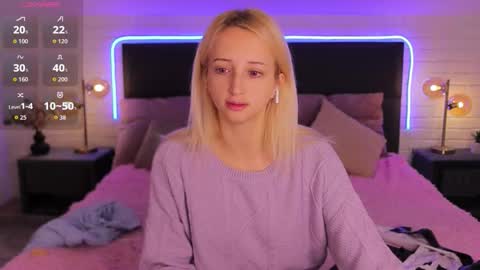 Selena Lily online show from 6, 10, 2025