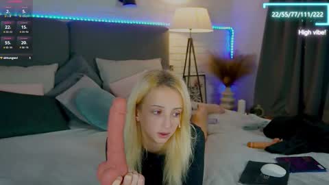 Selena Lily online show from 9, 10, 2025