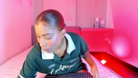 Selena online show from 27, 9, 2025