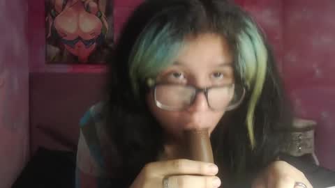 Selena Priscilla Blair Montenegro online show from 23, 2, 2025