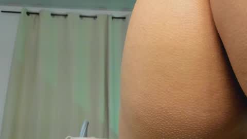 selenafox online show from 12, 9, 2025