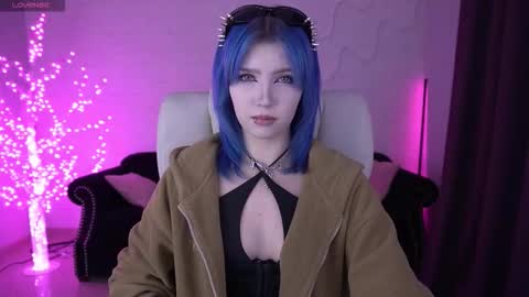 selenairis online show from 7, 2, 2026