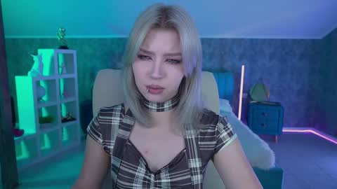 selenairis online show from 1, 6, 2026