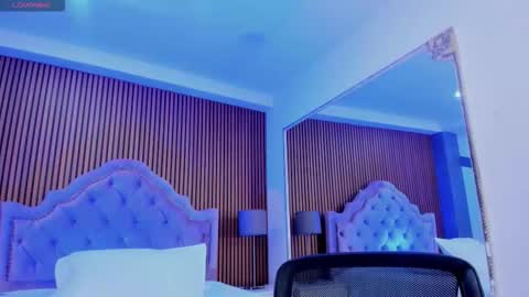 selenastonne online show from 2, 11, 2025