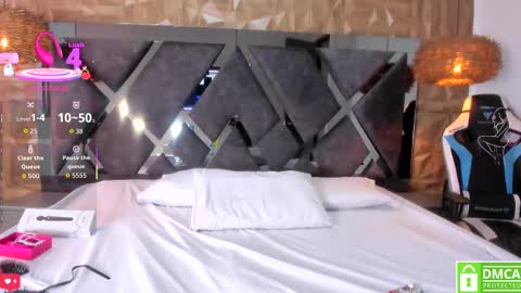 selene__lopez_ online show from 28, 9, 2025