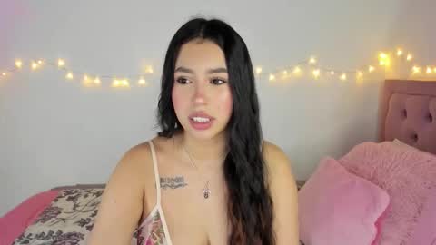 Snapshot of selene_e chatting on 6, 1, 2026 Karol. online show from 6, 1, 2026