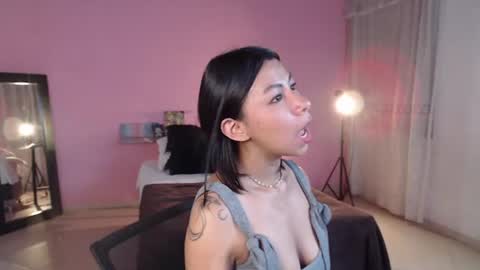 Snapshot of selene_gils chatting on 1, 7, 2026 nathy online show from 1, 7, 2026