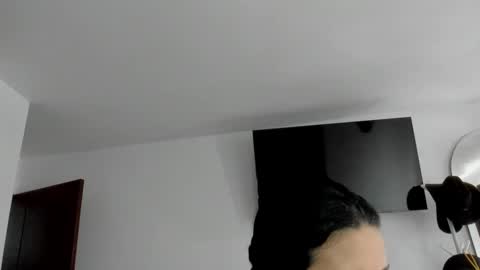 Alejandra  online show from 12, 9, 2025