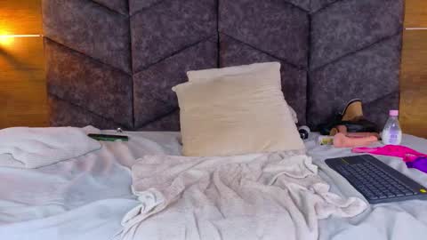 SELENE GIBSON online show from 14, 2, 2026