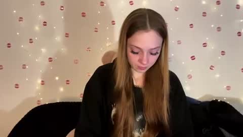 Snapshot of selenegupta chatting on 18, 7, 2026 Kylie online show from 18, 7, 2026
