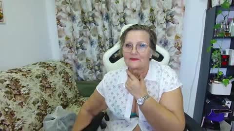 Snapshot of selenna57 chatting on 13, 1, 2025 Selenna online show from 13, 1, 2025