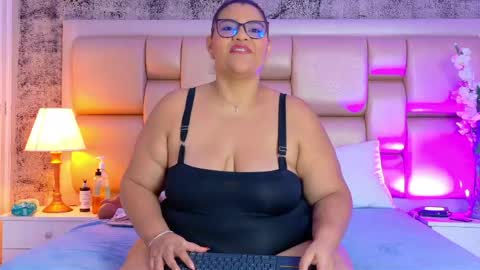 Snapshot of selennacooper chatting on 19, 4, 2026 Selenna Cooper online show from 19, 4, 2026