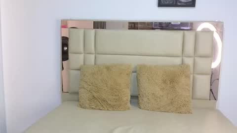 Selenna online show from 30, 10, 2025