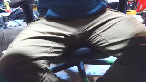 Snapshot of selfpound chatting on 19, 4, 2026 selfpound online show from 19, 4, 2026