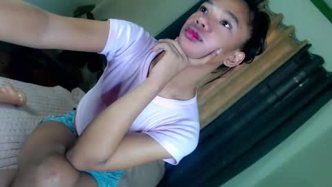Snapshot of selfsuckercum69 chatting on 5, 2, 2025 Jessy online show from 5, 2, 2025