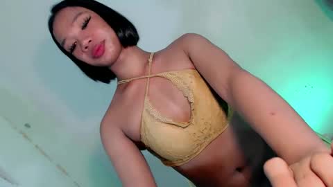 Snapshot of selfsuckercum69 chatting on 10, 9, 2025 Jessy online show from 10, 9, 2025