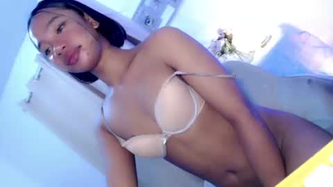 Snapshot of selfsuckercum69 chatting on 2, 10, 2025 Jessy online show from 2, 10, 2025
