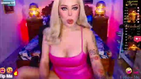 Snapshot of selina_diorxxx chatting on 22, 9, 2025 Will You Be My CumDumpster in Real Drink My Milk online show from 22, 9, 2025