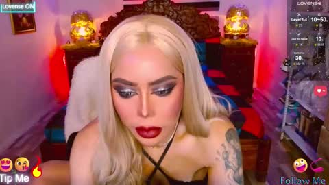Snapshot of selina_diorxxx chatting on 18, 10, 2025 Will You Be My CumDumpster in Real Drink My Milk online show from 18, 10, 2025