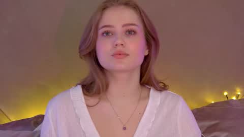 SelinSwarovski online show from 23, 9, 2025