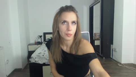 sellena_angels online show from 4, 2, 2025