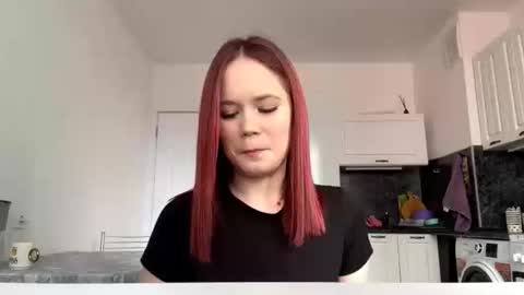 Lily online show from 23, 4, 2026