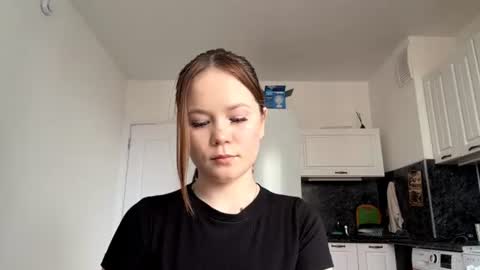 Snapshot of selmacalumag chatting on 23, 6, 2026 Lily online show from 23, 6, 2026