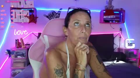 Selvaggia Del Caribe online show from 21, 12, 2024