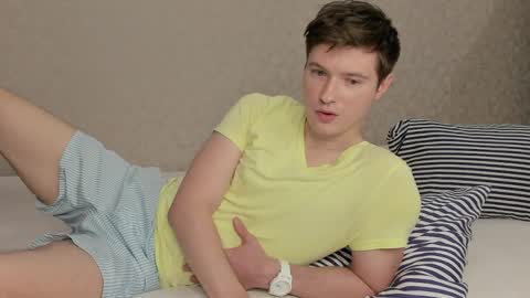 Snapshot of semyonone chatting on 2, 10, 2025 Semyon online show from 2, 10, 2025