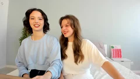 Snapshot of sen0_rita chatting on 8, 10, 2025 Ami online show from 8, 10, 2025