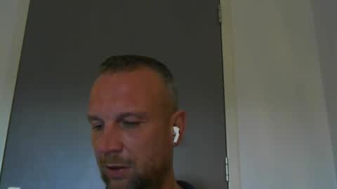 sence08 online show from 3, 11, 2025