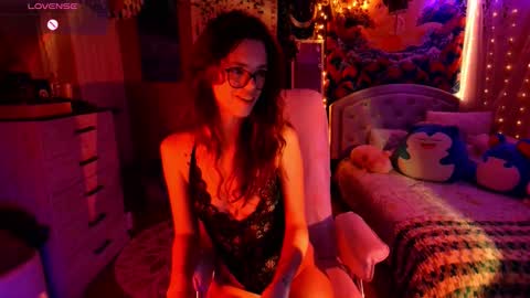 Snapshot of sennawild chatting on 4, 12, 2025 online show from 4, 12, 2025