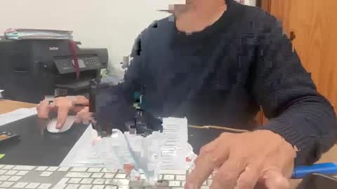 sens3439 online show from 20, 10, 2025