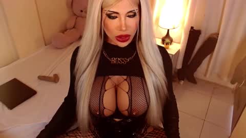 unstappable queen kate online show from 25, 10, 2025