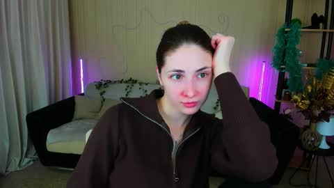 sensitiveheartt online show from 23, 11, 2025