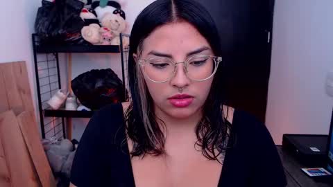 Camille and sophie online show from 16, 9, 2025