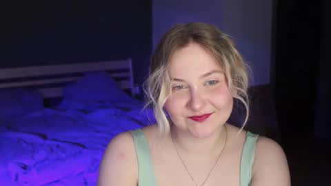 Snapshot of sensual_girrrl chatting on 11, 6, 2026 Ilona online show from 11, 6, 2026