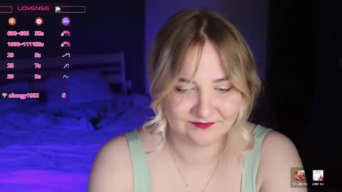 Snapshot of sensual_girrrl chatting on 18, 6, 2026 Ilona online show from 18, 6, 2026