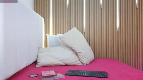 Sensual Kim77 online show from 15, 3, 2026