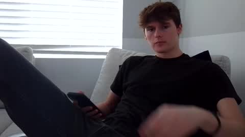 Snapshot of sensualalien chatting on 8, 12, 2024 Cam online show from 8, 12, 2024