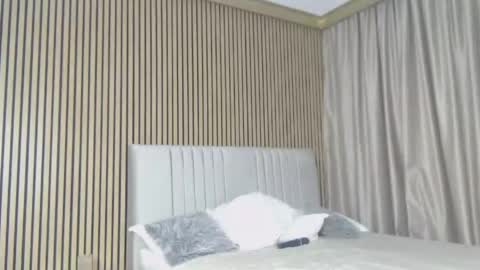 Snapshot of sensualhallie chatting on 5, 4, 2026 Hallie online show from 5, 4, 2026