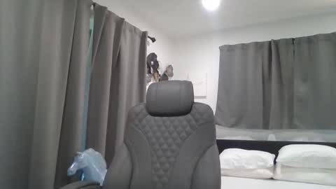 senyai40 online show from 16, 10, 2025