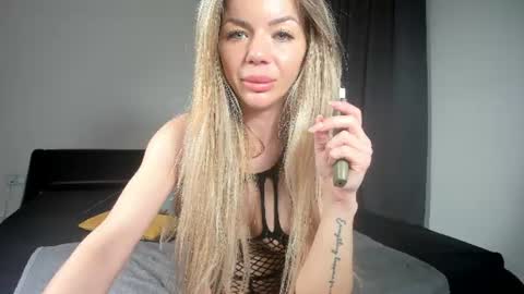 Snapshot of senzual_naughtyx chatting on 15, 6, 2026 senzual_naughtyx online show from 15, 6, 2026