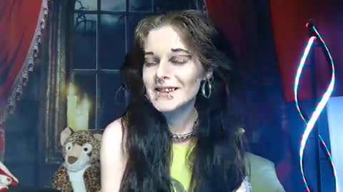 Snapshot of seraphinmunster chatting on 8, 2, 2025 Seraphin Munster online show from 8, 2, 2025