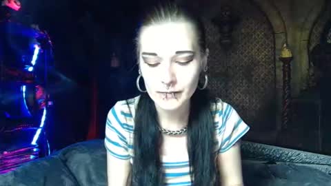 Snapshot of seraphinmunster chatting on 13, 12, 2025 Seraphin Munster online show from 13, 12, 2025